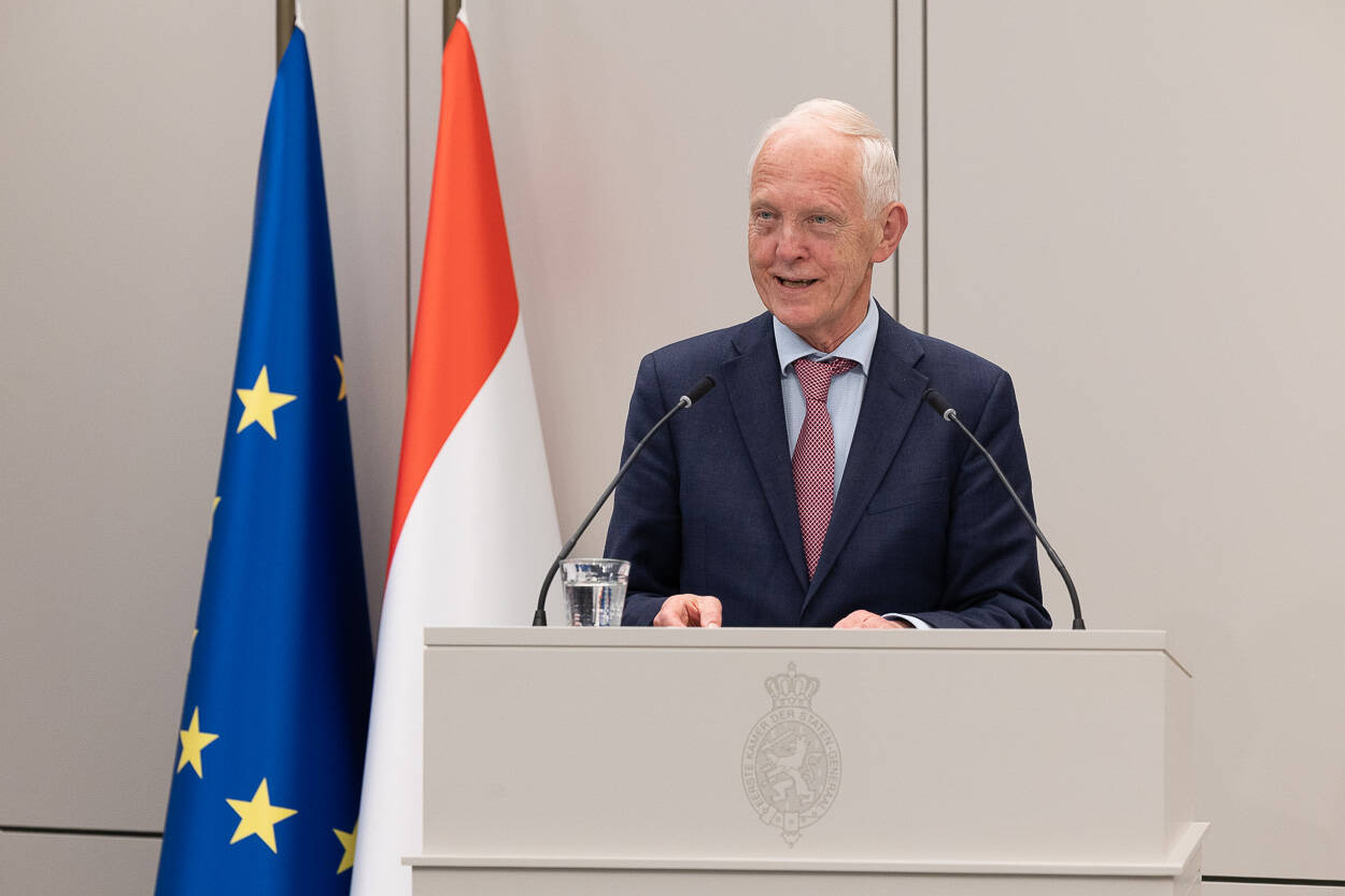 Senator Van der Goot (OPNL)